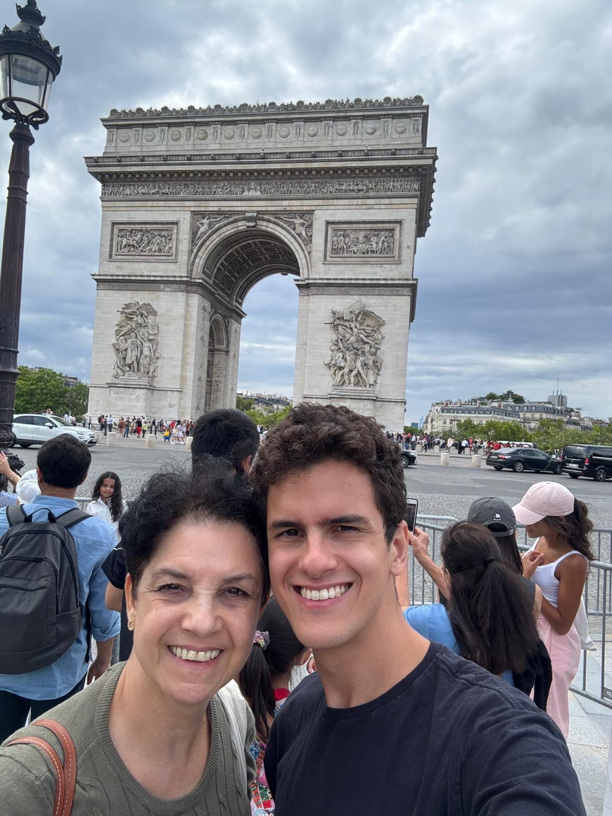 Arco do Triunfo, Paris, Julho de 2025.jpg